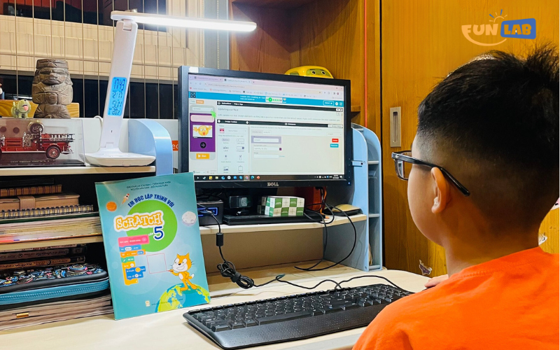 Scratch - Ngôn ngữ lập trình được ưa chuộng nhất dành cho trẻ từ 8 - 11 tuổi